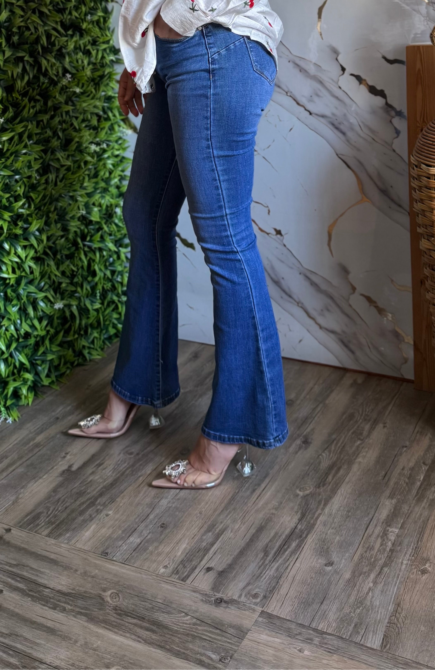 Jeans a zampa